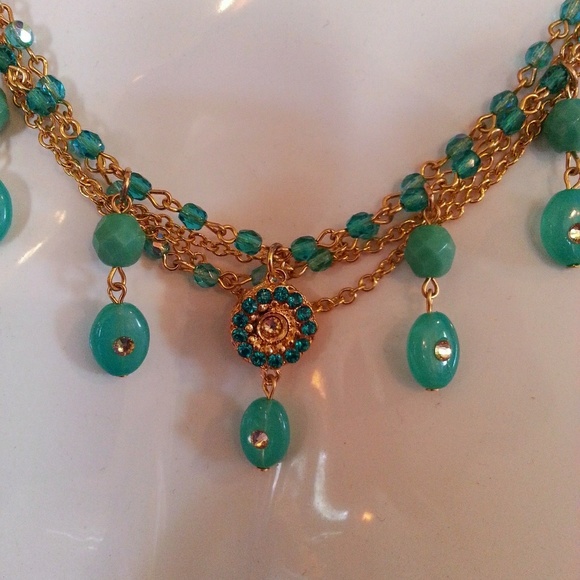Seasonal Whispers Teal/Goldtone Necklace Set - Picture 6 of 8
